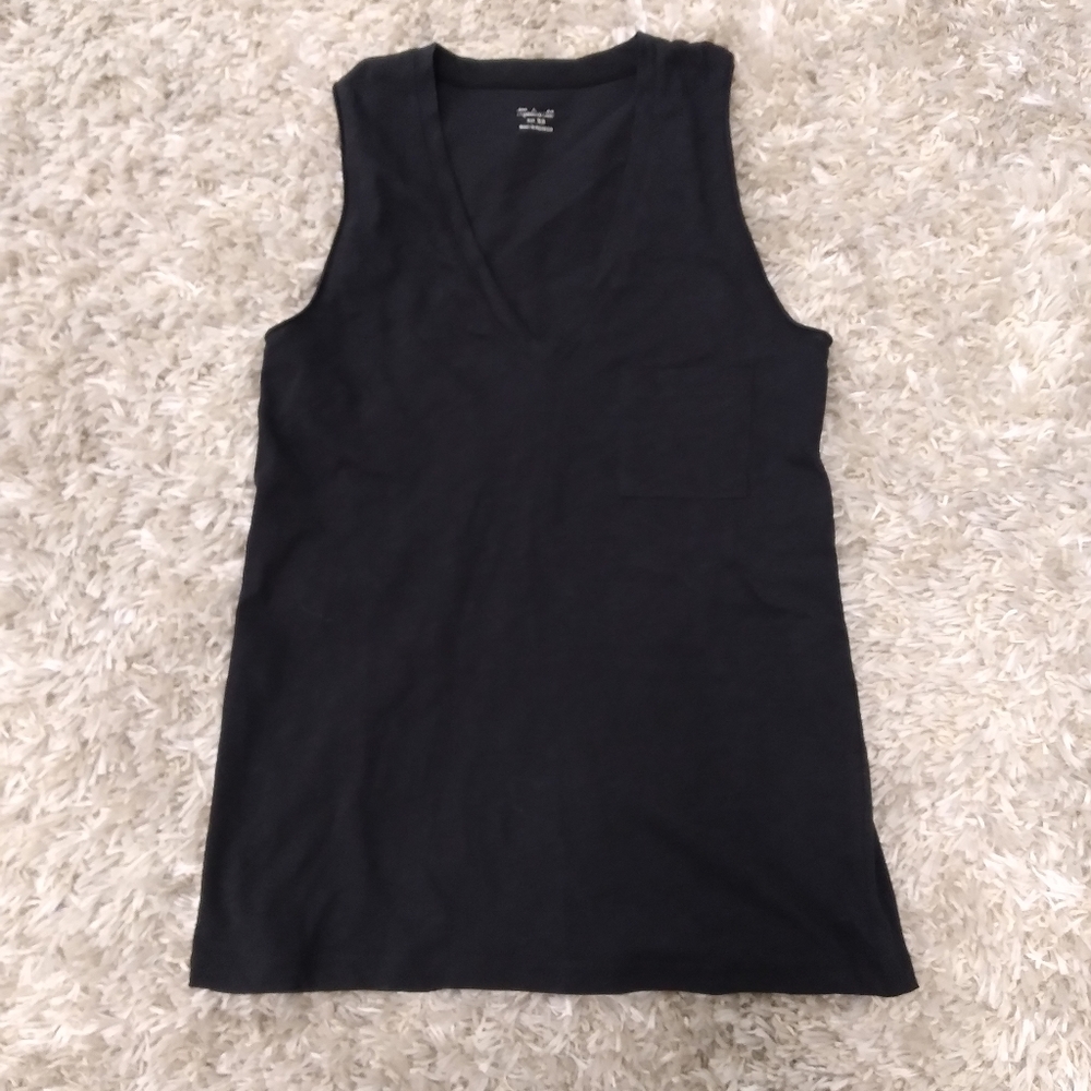 Brand new madewell black whisper cotton tank size medium and extra small - Picture 6 of 8